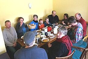 ... und dann geht es los mit guten Suppen, heißen Getränken und selbstgebackenem Kuchen.