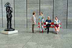 Unsere fröhliche Gesellschaft.  (Die Figur ganz links am Rand kann als Platzhalter für die Person des Fotografen verstanden werden, der natürlich nirgends mit drauf ist.)