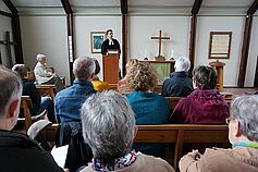 "Wo ist Gott?" Die Pfingstpredigt - Hannes Bezzel.