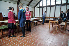 Schon wächst die freie Fläche des noch uneingeweihten Bodens.