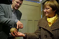 Fachkundige Führung durch die Werkstatt mit Originalstücken zum Anfassen...
