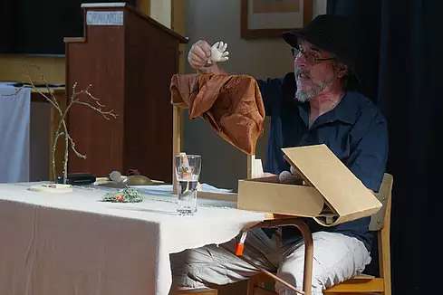 Ein weiterer Höhepunkt: Das Puppenspiel "Von einem, der auszog, das Gruseln zu lernen" mit Konrad Ludwig