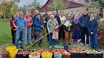 Äpfelpflücken für die Erfurter Tafel