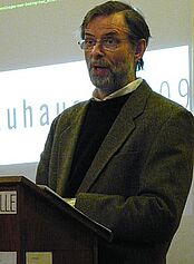 Pfr. Johannes Staemmler begrüßt die Gäste namens der Ev. Predigergemeinde.